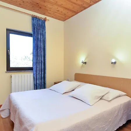 Apartment Fuer 4 Personen Ca 50 Qm In Rovinj, Istrien Istrische Riviera *