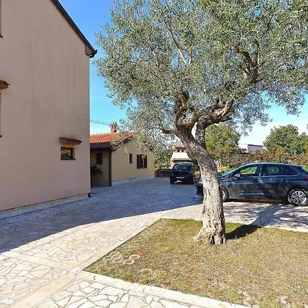 Fuer 4 Personen Ca 50 Qm In Rovinj, Istrien Istrische Riviera